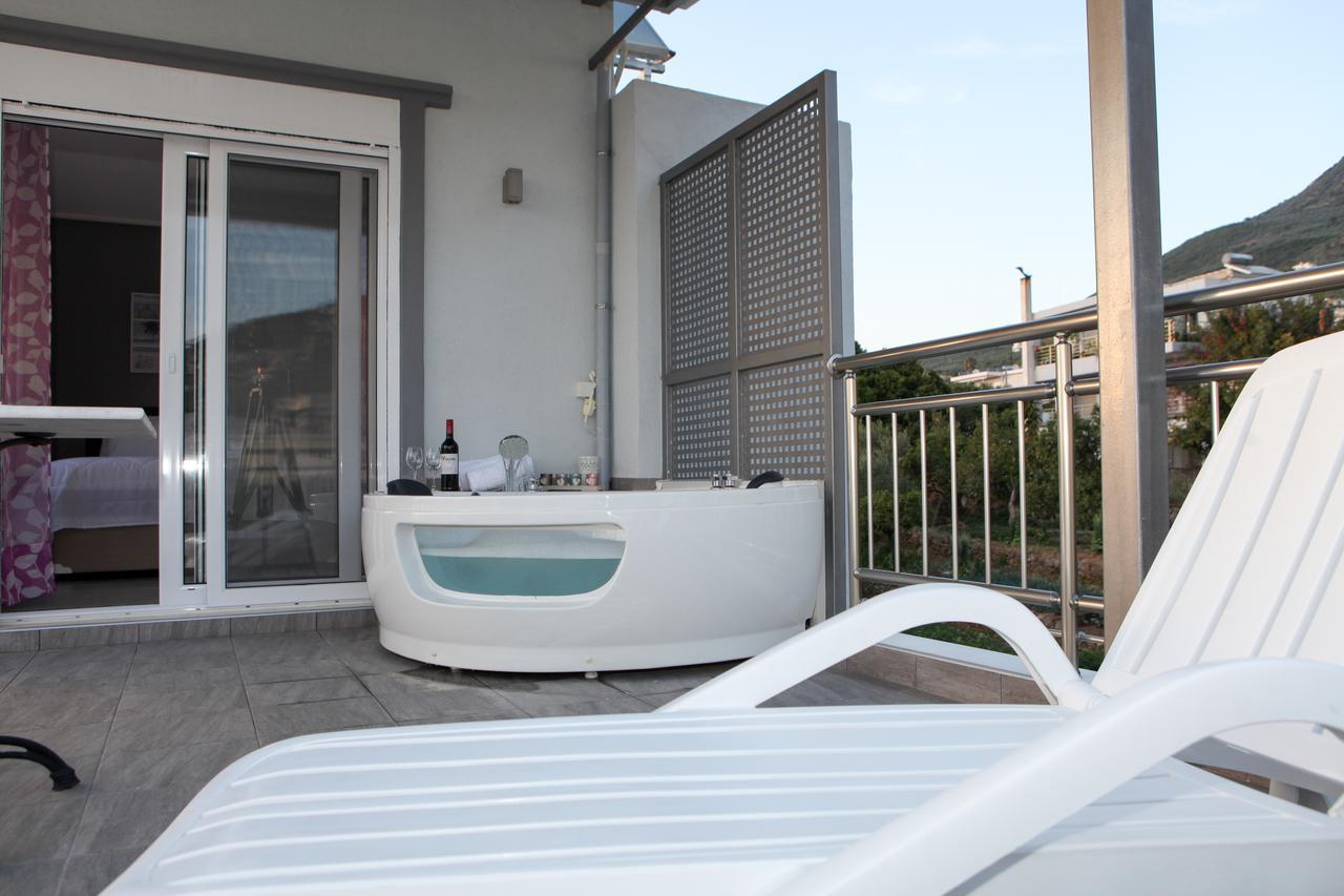 Mountain & Sea Apartment Kalamata Exterior photo
